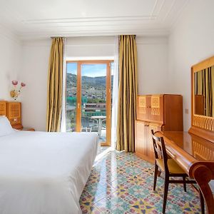Classic Double or Twin Room